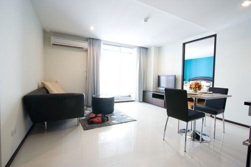 Silom Lofts 酒店 3*